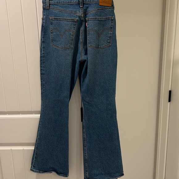 Levi’s Ribcage Flare - Picture 4 of 4